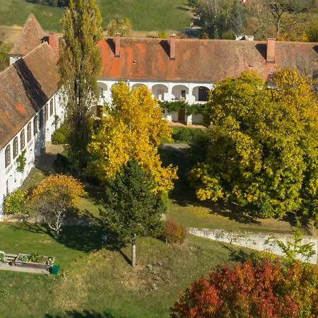 Schloss Welsdorf Apartment