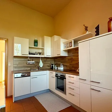 Schloss Welsdorf Apartamento *