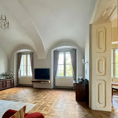 Apartment Schloss Welsdorf *