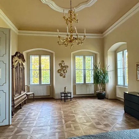 Schloss Welsdorf *