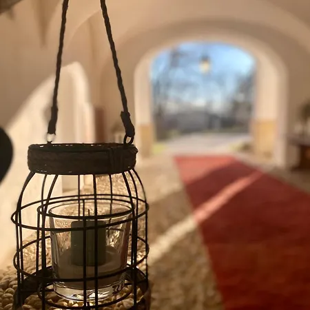 Schloss Welsdorf * 菲尔斯滕费尔德