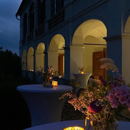 Schloss Welsdorf Apartmán *