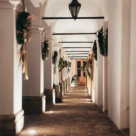 公寓 Schloss Welsdorf 菲尔斯滕费尔德