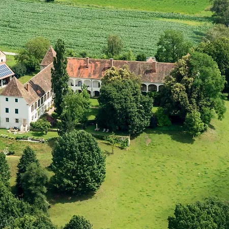 Schloss Welsdorf Apartment *