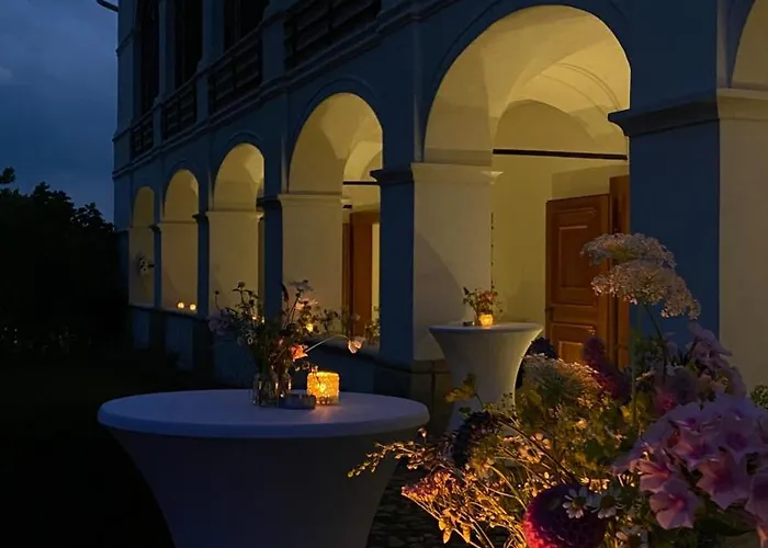 Schloss Welsdorf Апартаменты *