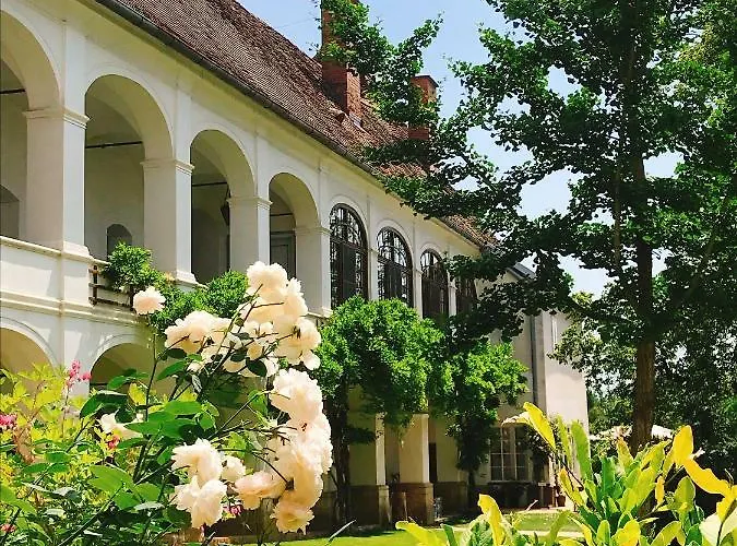 Appartement Schloss Welsdorf *